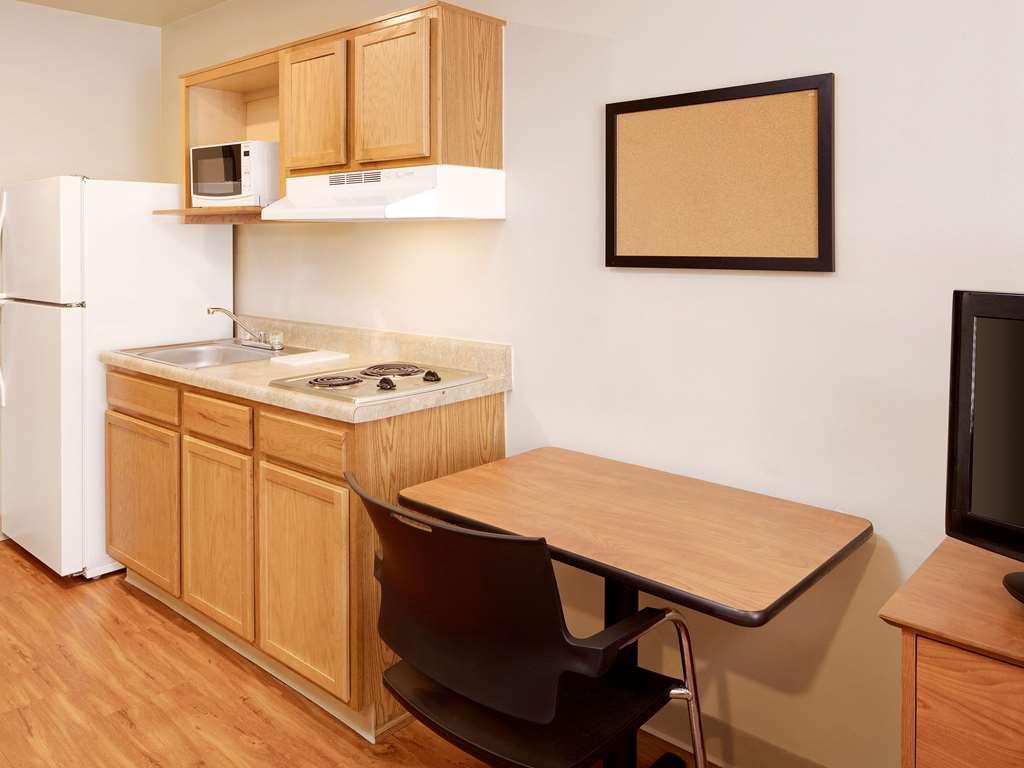 Extended Stay America Select Suites - Fayetteville - West Habitación foto